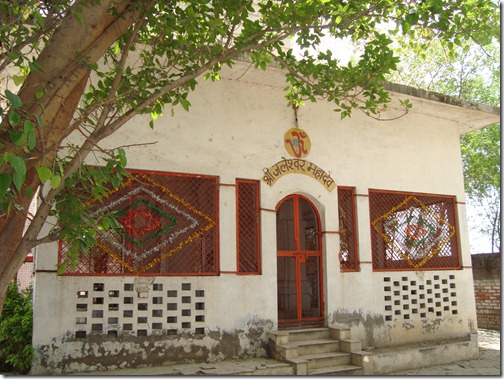 Sri Devraha Baba Samadhi, Vrindavan 